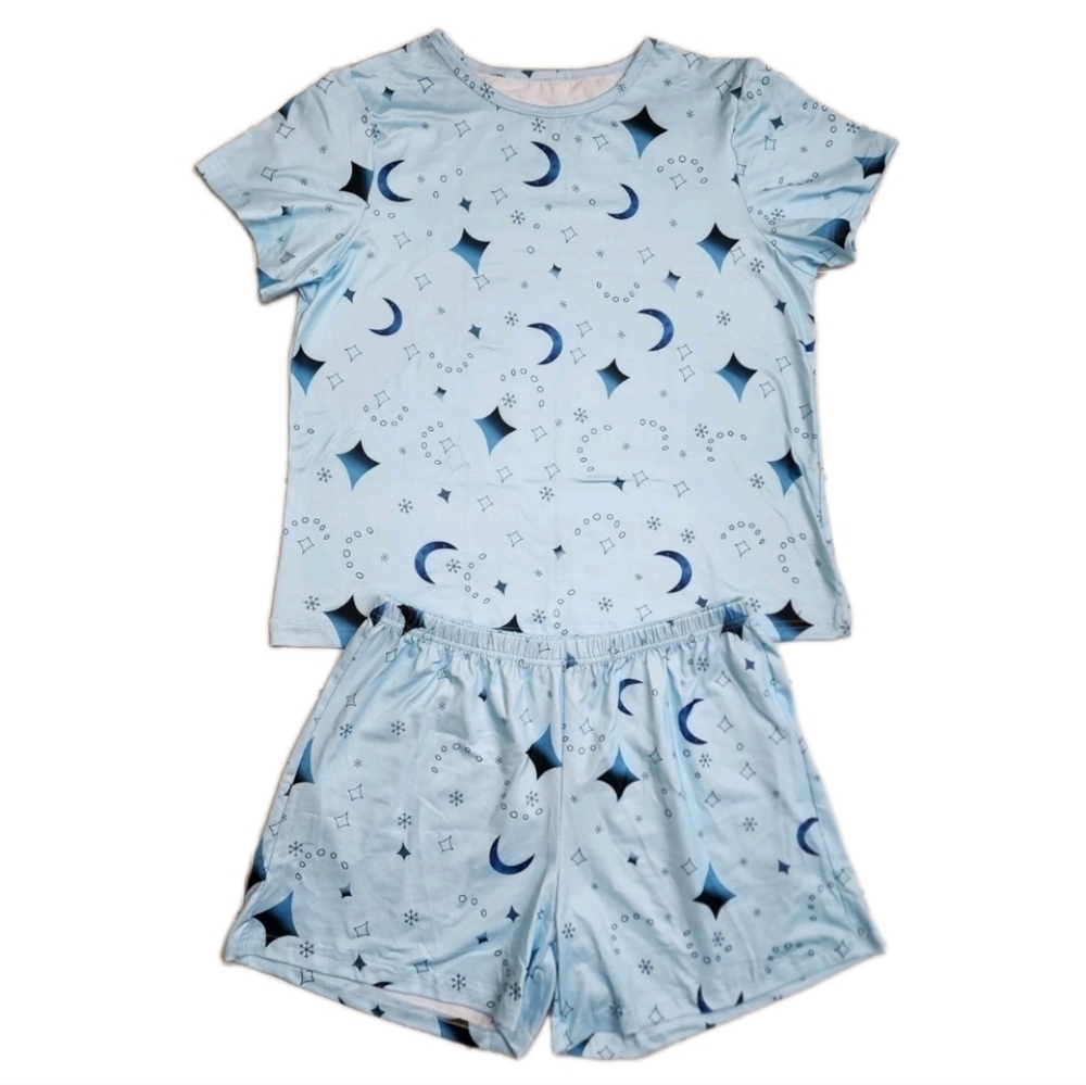 NWOT Pajama Set Short Sleeve With Shorts Sky Blue Size M